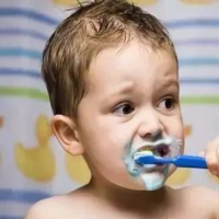 影响儿童牙齿发育的四个关键时期